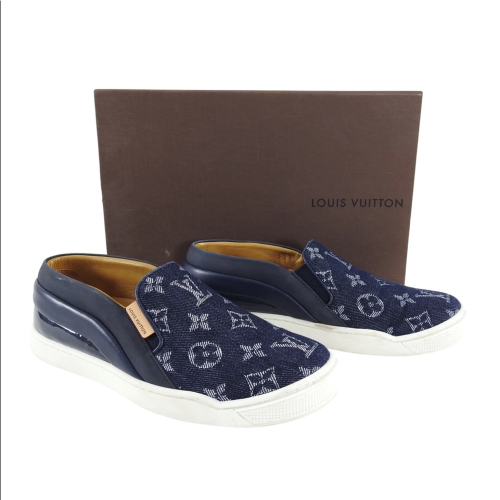 Authentic Louis Vuitton loafer denim comes with box and dust bags